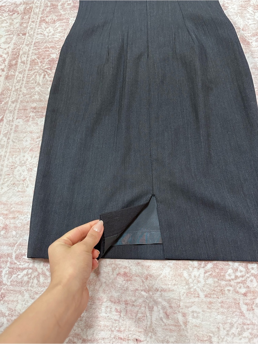 $395 Hugo Boss Virgin Wool Shift Dress - Picture 13 of 15